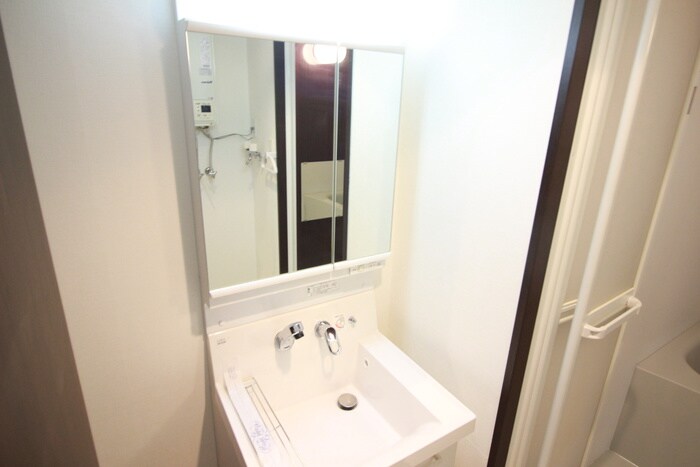 物件内観写真18　(洗面)