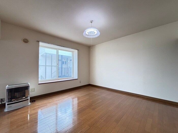 物件内観写真5　(居室)