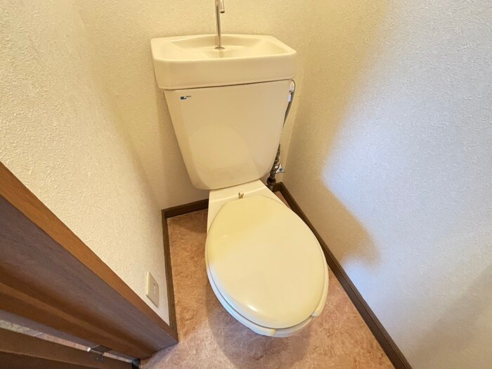 物件内観写真12　(トイレ)