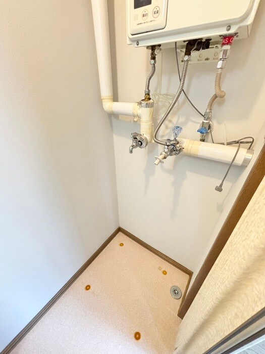 物件内観写真19　(洗濯機置場)