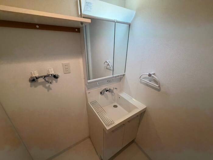 物件内観写真13　(洗面)