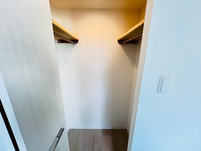 物件内観写真15　(収納)