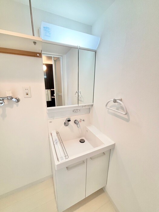 物件内観写真16　(洗面)