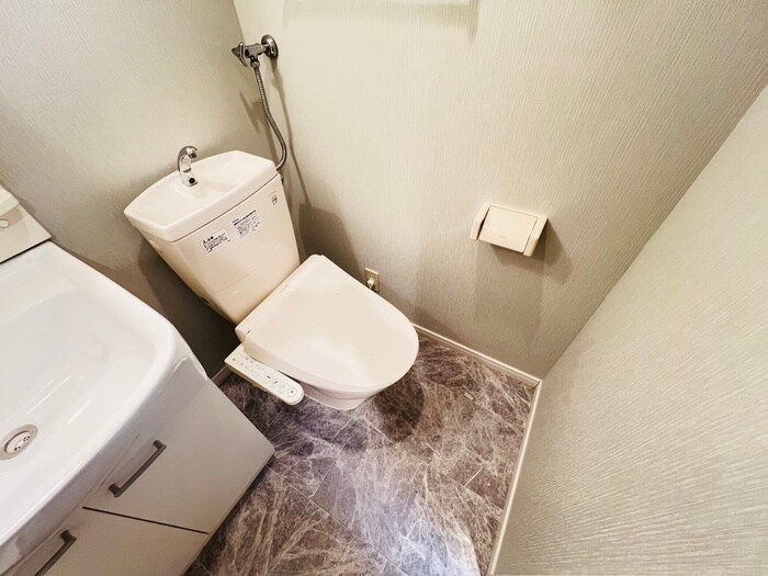 物件内観写真13　(トイレ)