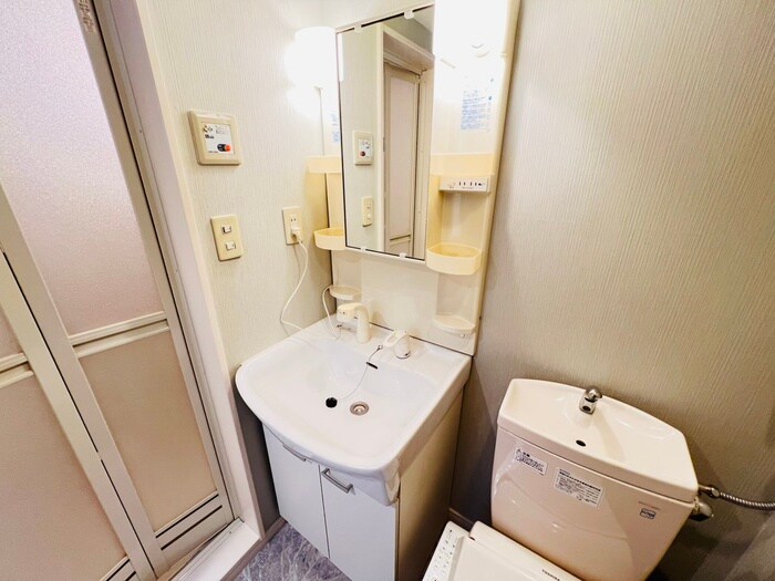 物件内観写真14　(洗面)