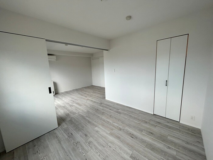 物件内観写真10　(居室)