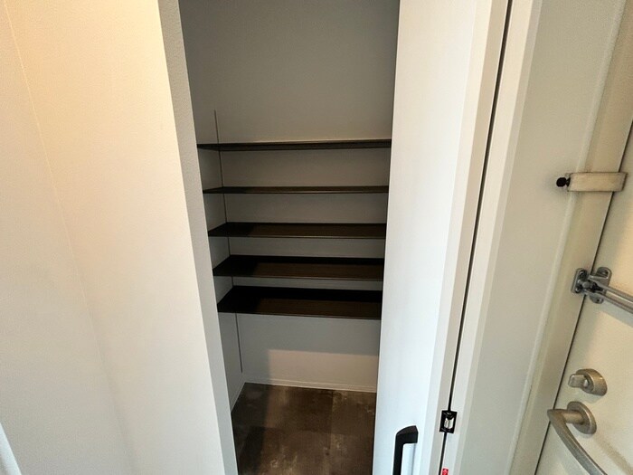 物件内観写真18　(靴箱)