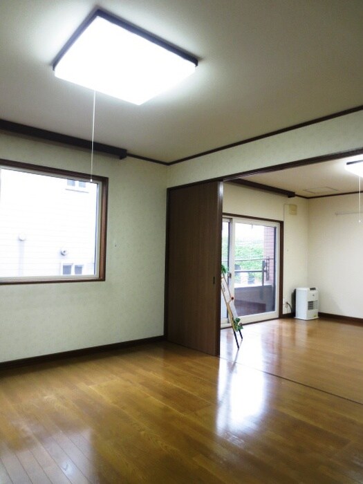 物件内観写真9　(居室)