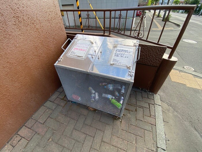 物件外観写真6　(建物設備)