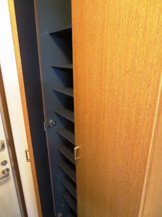 物件内観写真17　(靴箱)