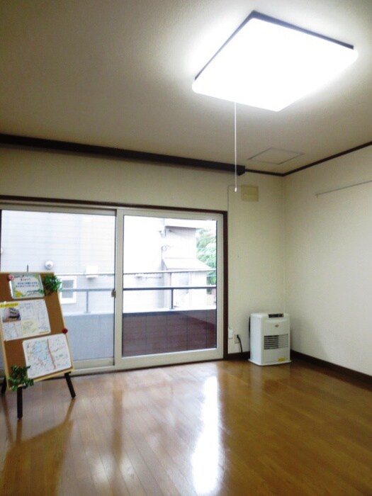 物件内観写真19　(居室)