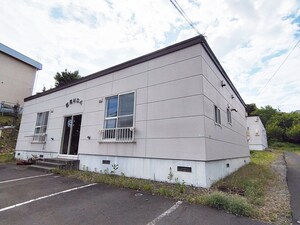 西尾マンションＡ外観写真
