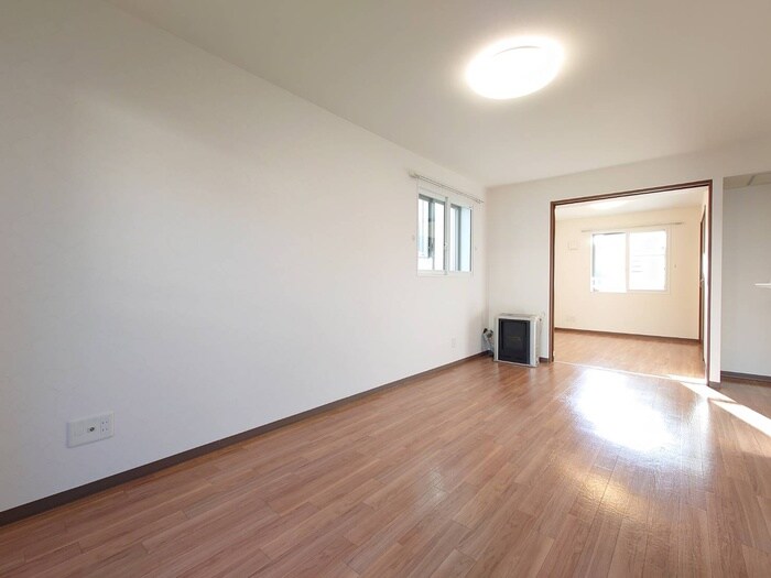 物件内観写真9　(居室)