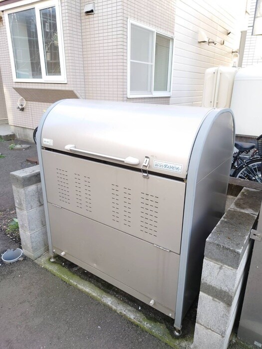 物件外観写真6　(建物設備)