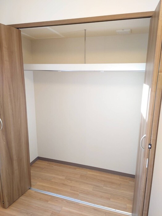 物件内観写真18　(収納)