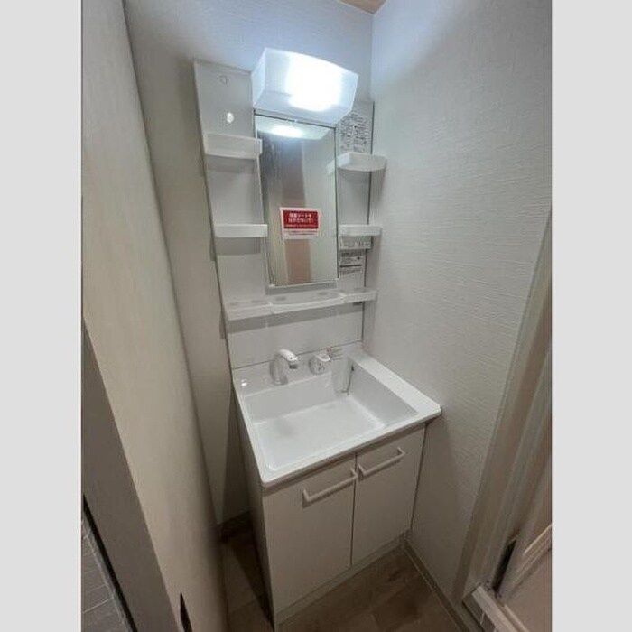 物件内観写真7　(洗面)