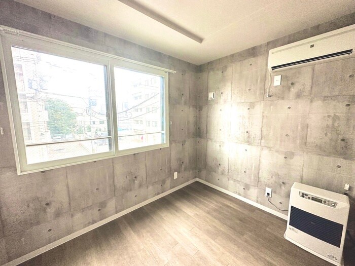 物件内観写真10　(居室)