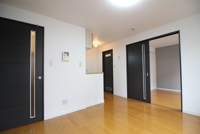 物件内観写真9　(居室)