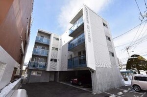 エルミタージュ発寒外観写真
