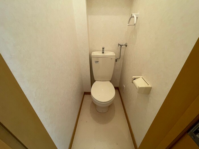 物件内観写真12　(トイレ)