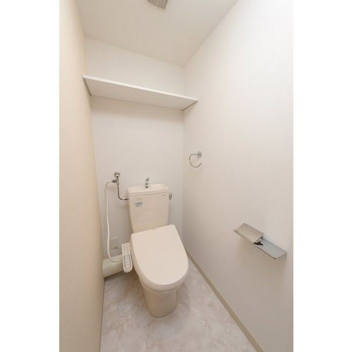 物件内観写真10　(トイレ)