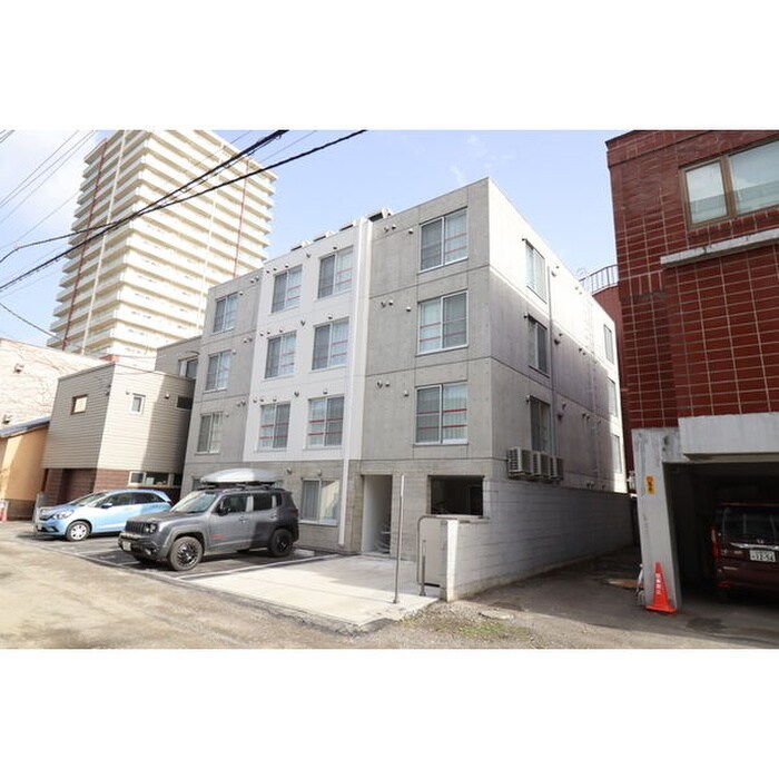 物件外観写真2　(外観写真)