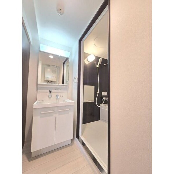 物件内観写真13　(洗面)