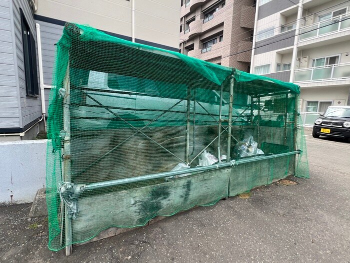 物件外観写真6　(建物設備)