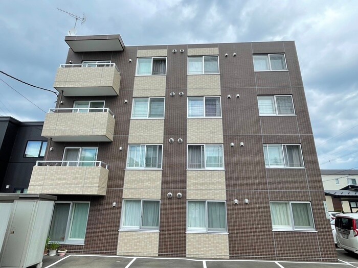 物件外観写真3　(外観写真)