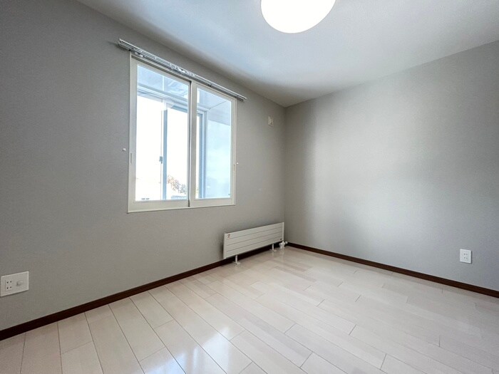 物件内観写真18　(居室)