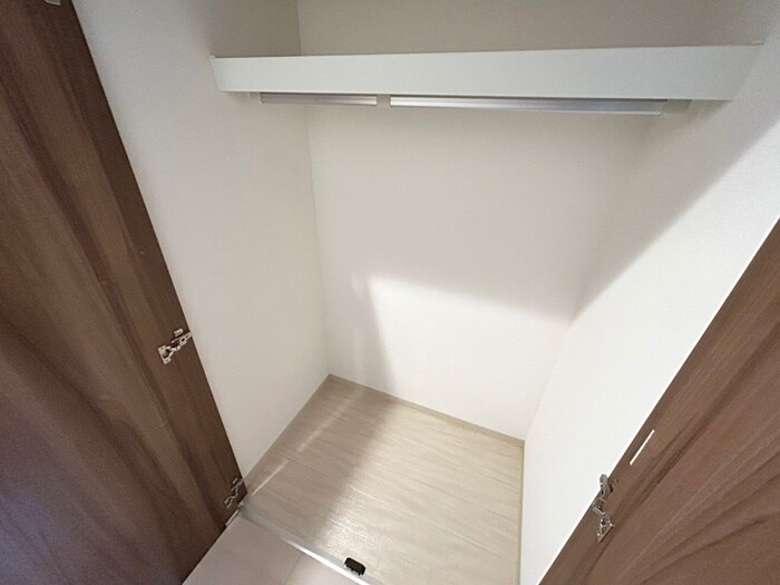 物件内観写真21　(収納)