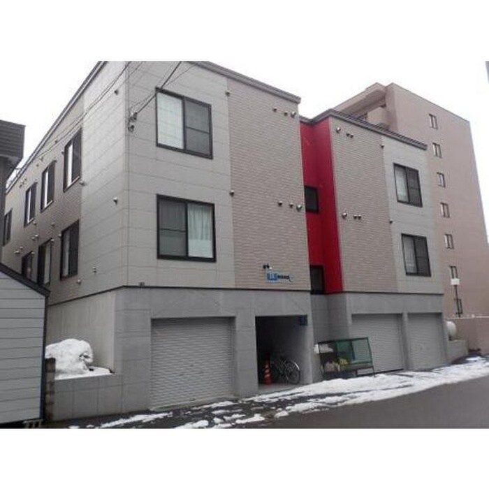 物件外観写真3　(外観写真)