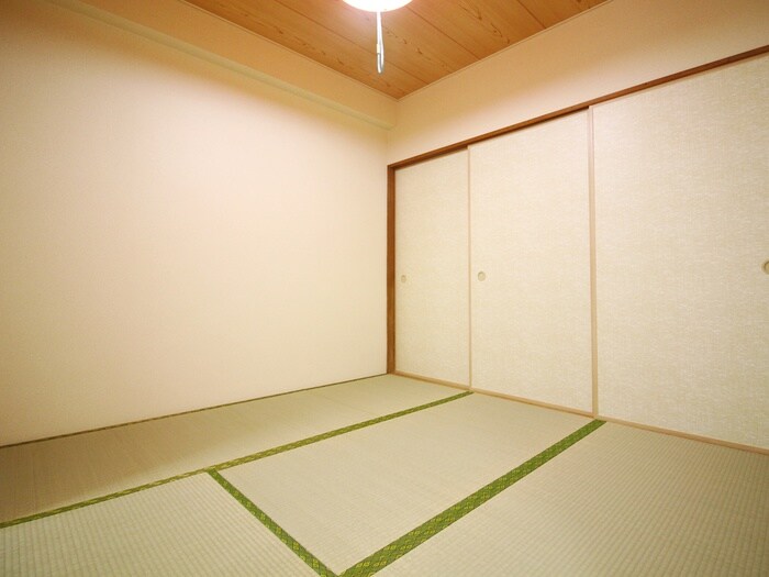 物件内観写真10　(居室)