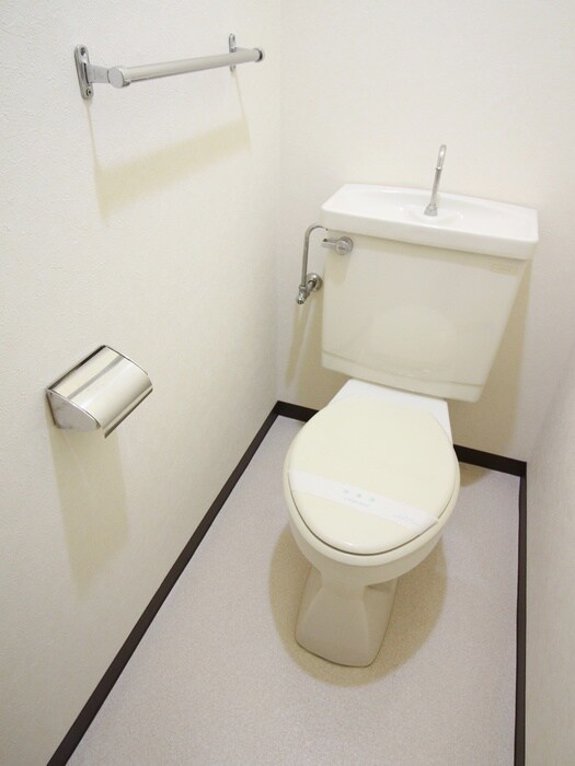 物件内観写真15　(トイレ)