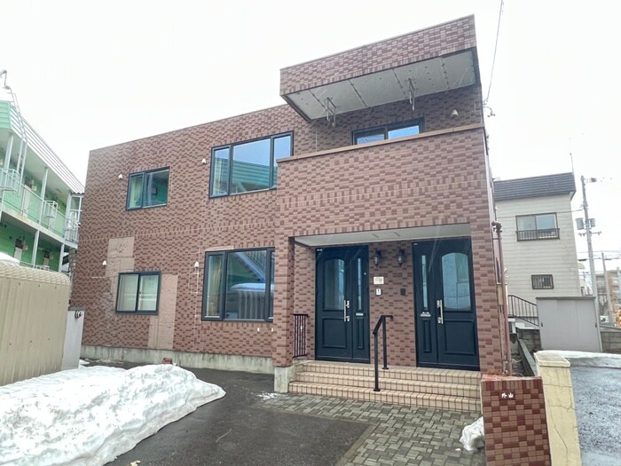 物件外観写真1　(外観写真)