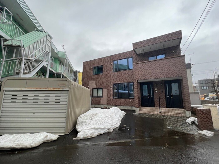 物件外観写真3　(外観写真)