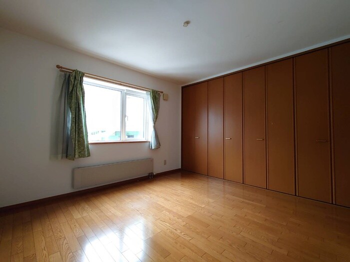 物件内観写真9　(居室)