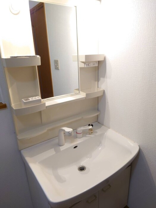 物件内観写真11　(洗面)