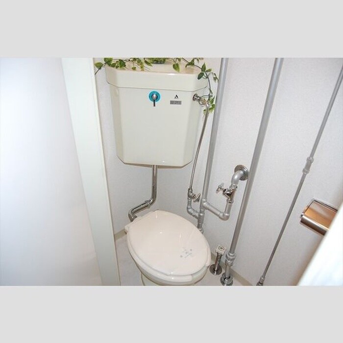 物件内観写真9　(トイレ)