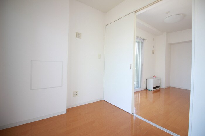 物件内観写真10　(居室)