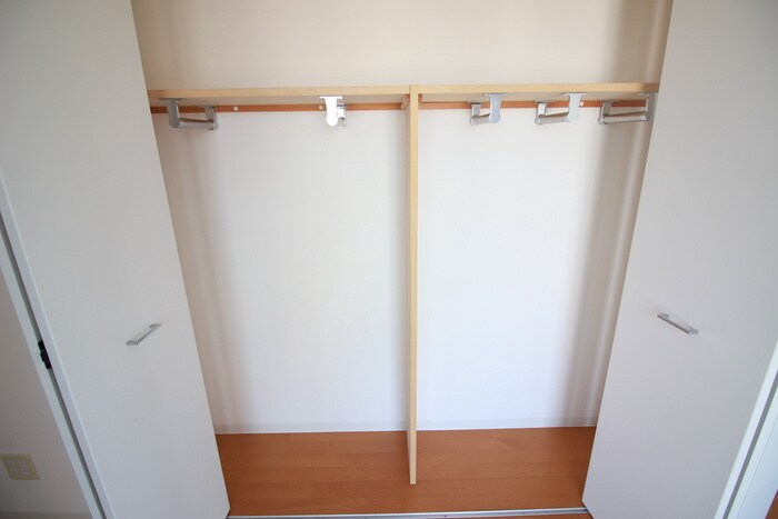 物件内観写真11　(収納)