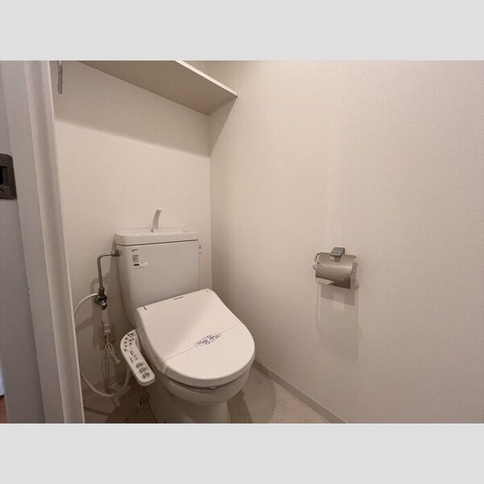 物件内観写真13　(トイレ)