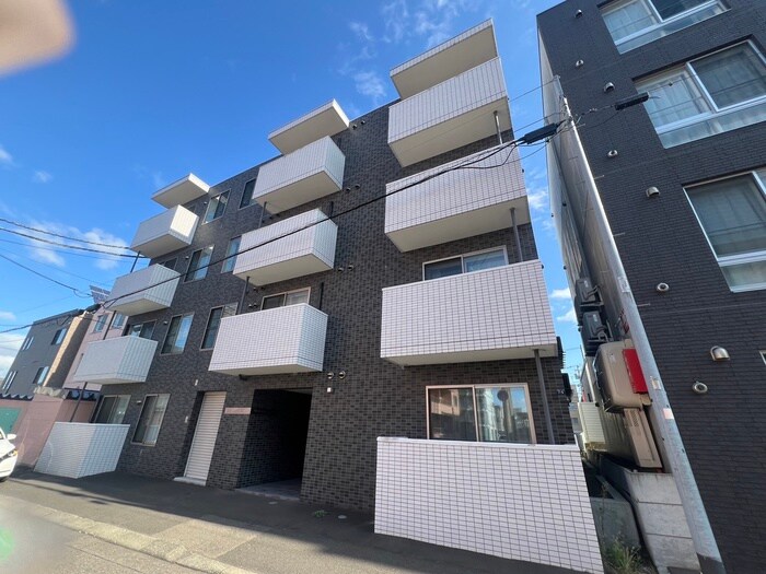 物件外観写真6　(外観写真)