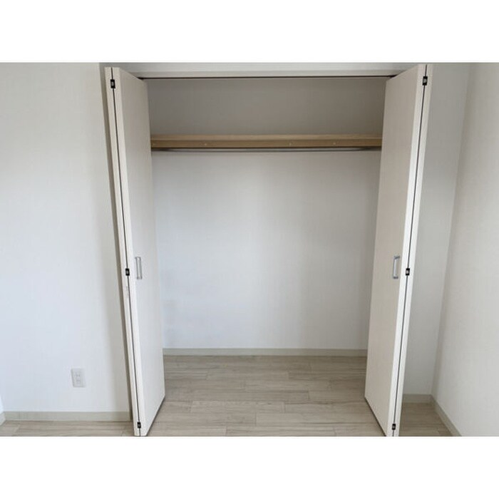 物件内観写真11　(収納)