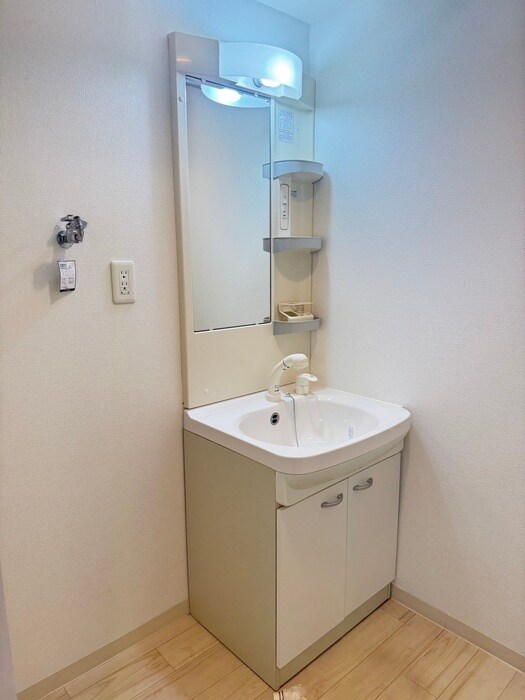 物件内観写真13　(洗面)