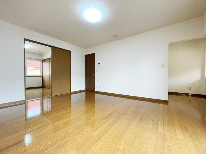 物件内観写真5　(居室)