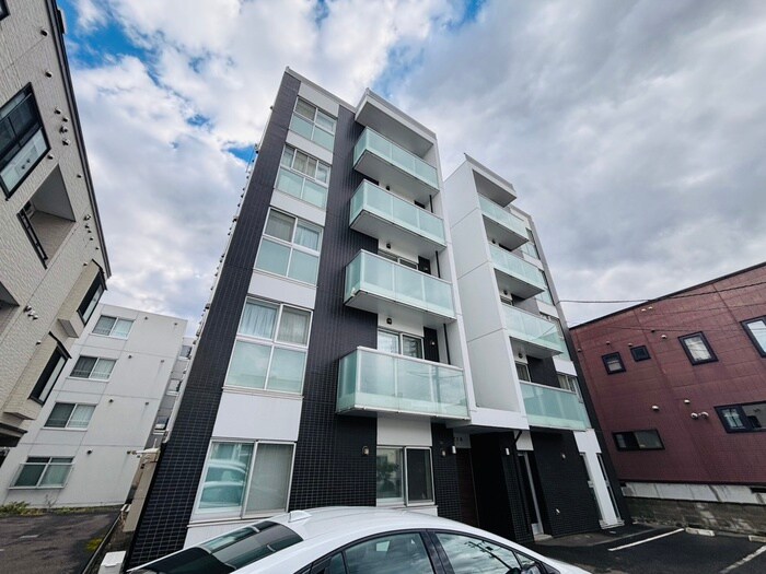 物件外観写真2　(外観写真)