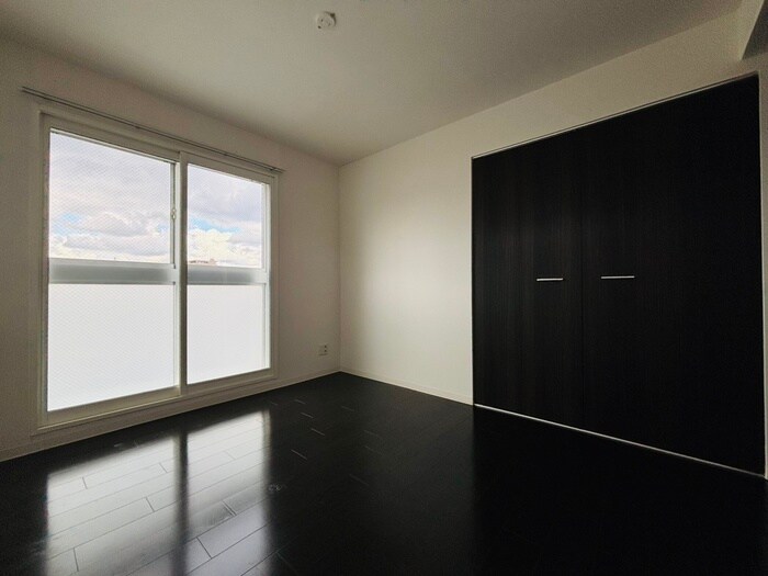 物件内観写真11　(居室)