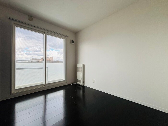 物件内観写真14　(居室)