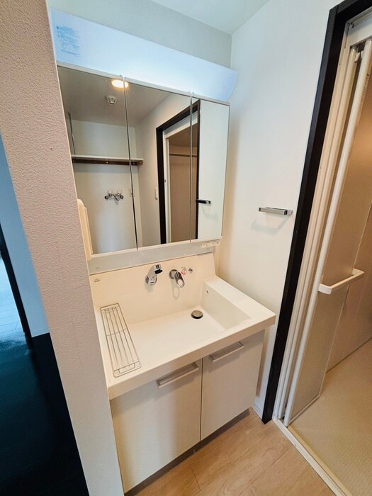 物件内観写真18　(洗面)